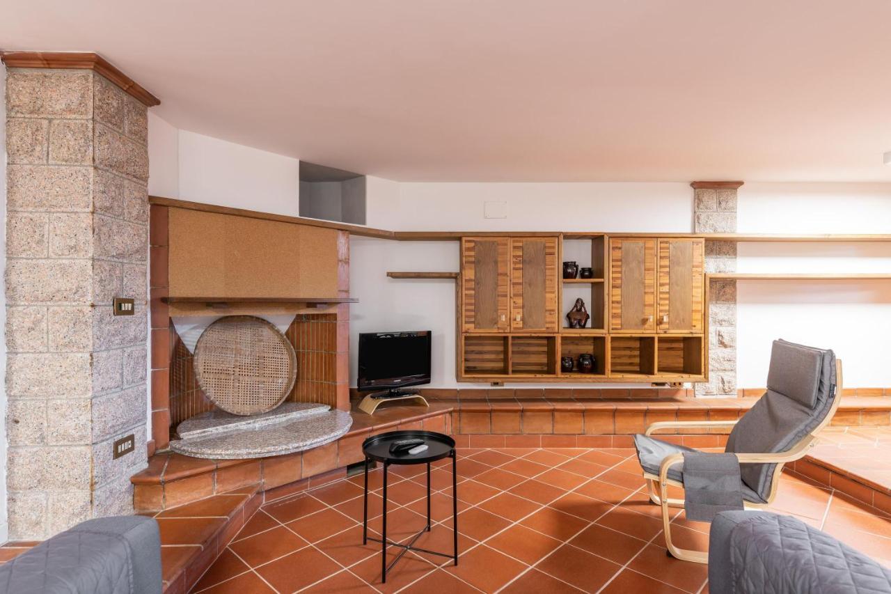 La Casa Davanti Al Mare Quartu SantʼElena Buitenkant foto