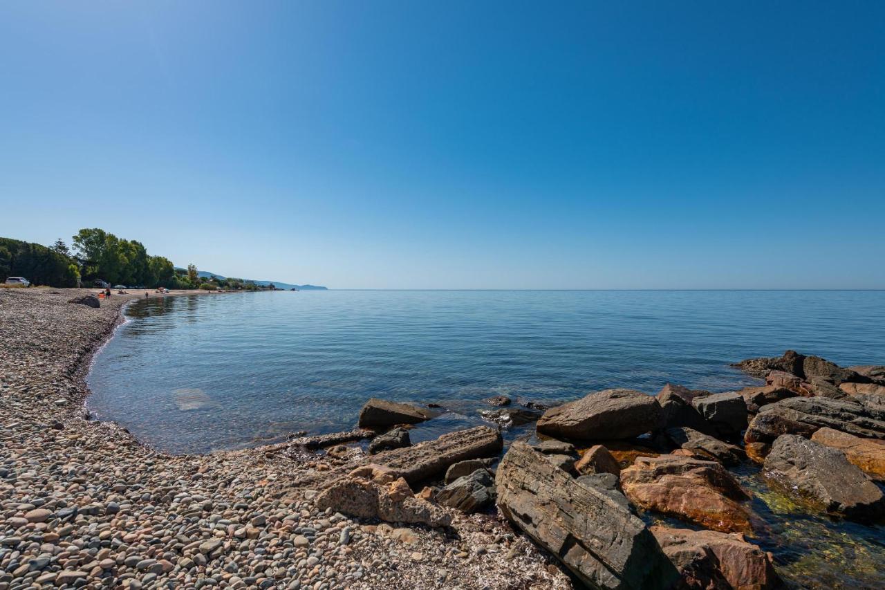 La Casa Davanti Al Mare Quartu SantʼElena Buitenkant foto